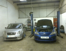 Tech 2 - Citroen & Peugeot Specialists Tech 2 - Citroen & Peugeot Specialists