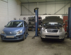 Tech 2 - Citroen & Peugeot Specialists Tech 2 - Citroen & Peugeot Specialists