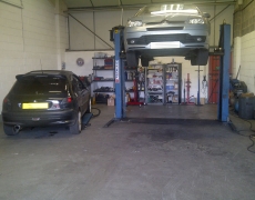 Tech 2 - Citroen & Peugeot Specialists Tech 2 - Citroen & Peugeot Specialists